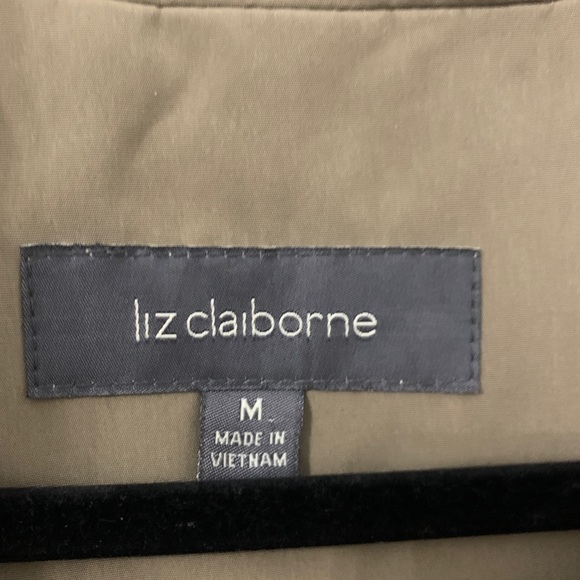 Jacket - Picture 3 of 4